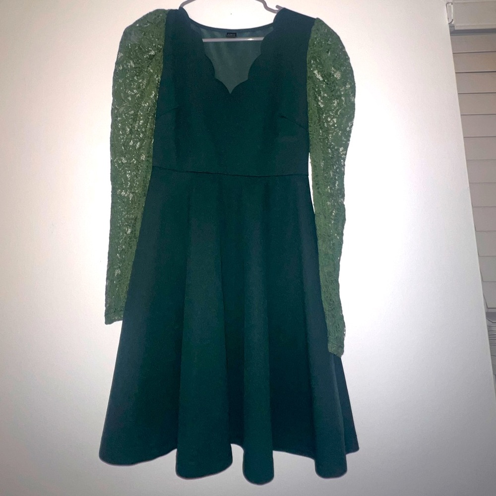 Green dress worn once size 4